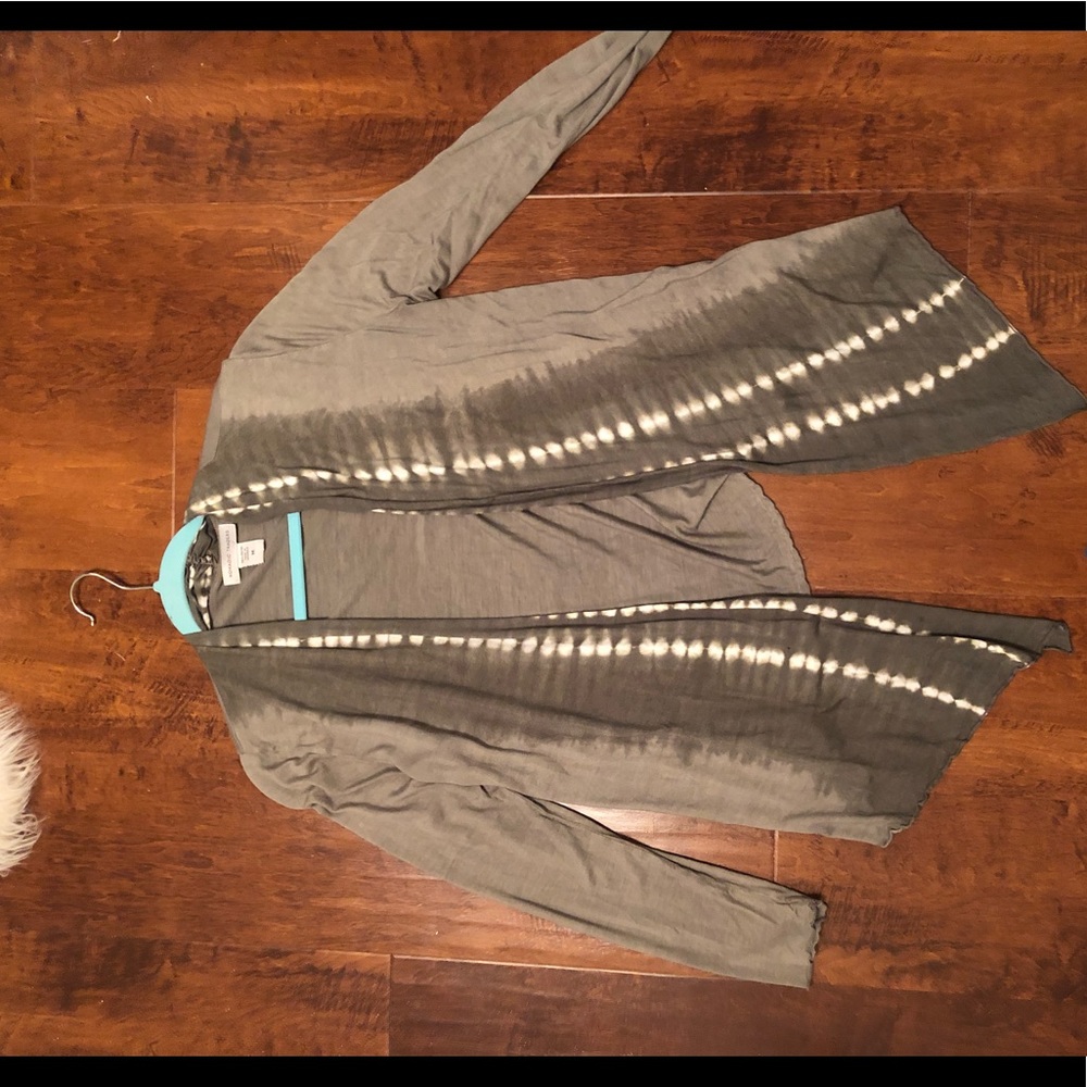 green-white tie dye cardigan
